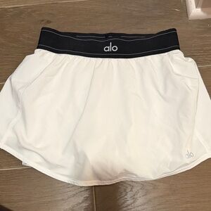 ALO Yoga Women's White Skort with Black Waistband